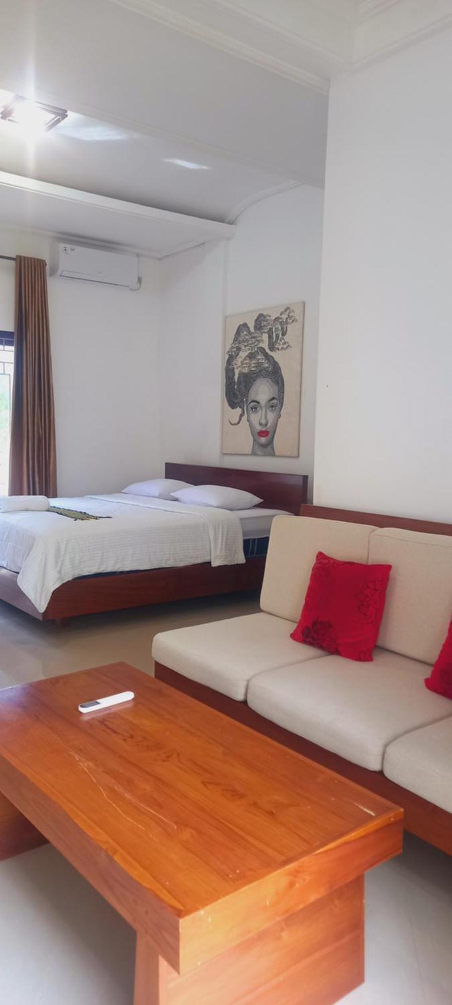 Inang Amang Homestay Labuan Bajo Exterior photo