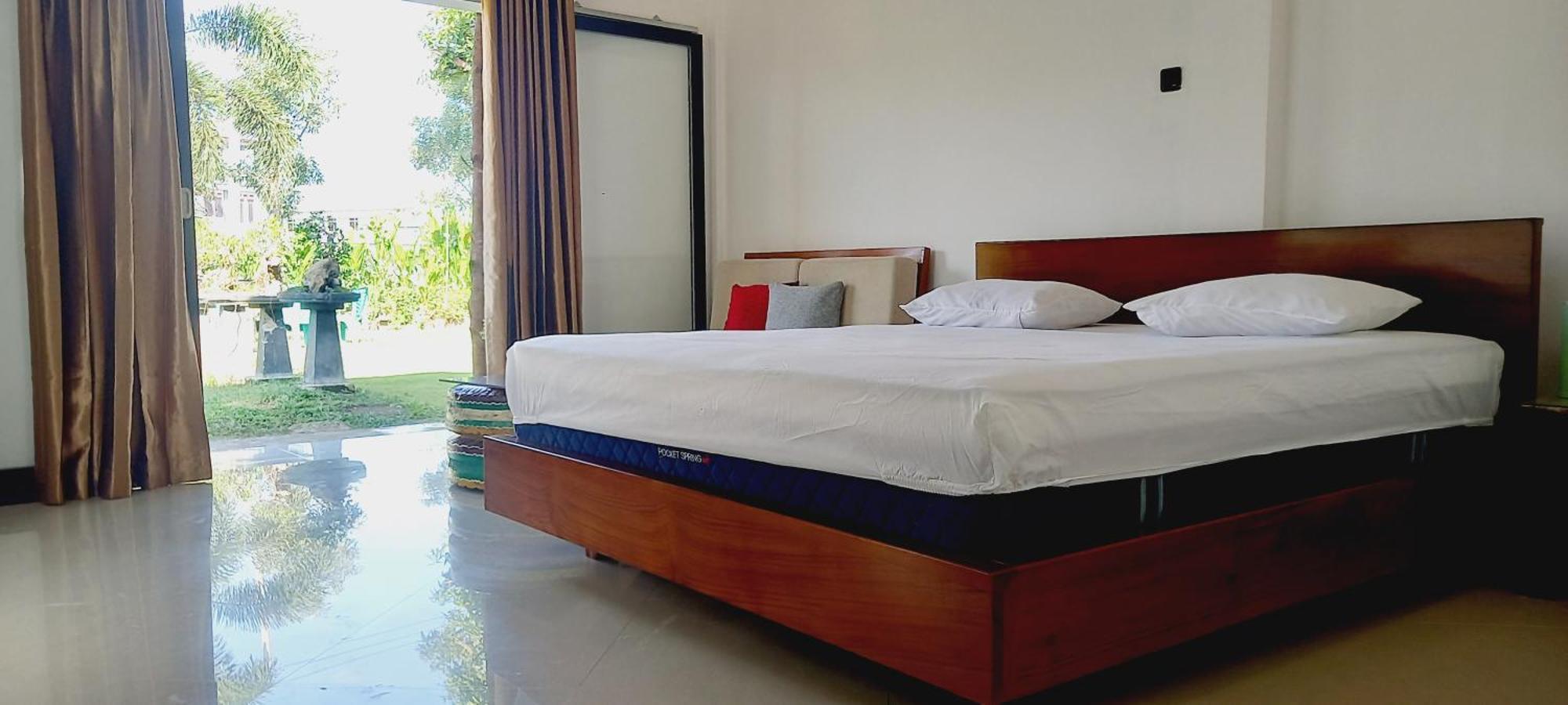 Inang Amang Homestay Labuan Bajo Exterior photo